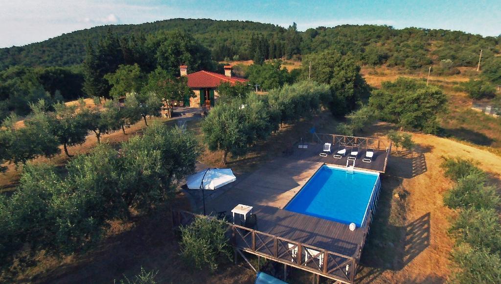 Casa Vacanza Le Corniole Чивітелла-ін-Валь-ді-К'яна Екстер'єр фото
